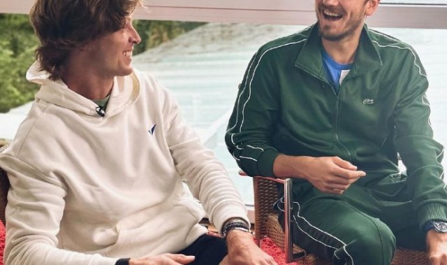 开云app安全认证-梅总卢布被替换传递不好消息，迪拜男双冠军曝拒撤离方案无奈内幕|梅德韦杰夫|卢布列夫|表演赛|印第安维尔斯|阿曼_新浪体育_新浪新闻